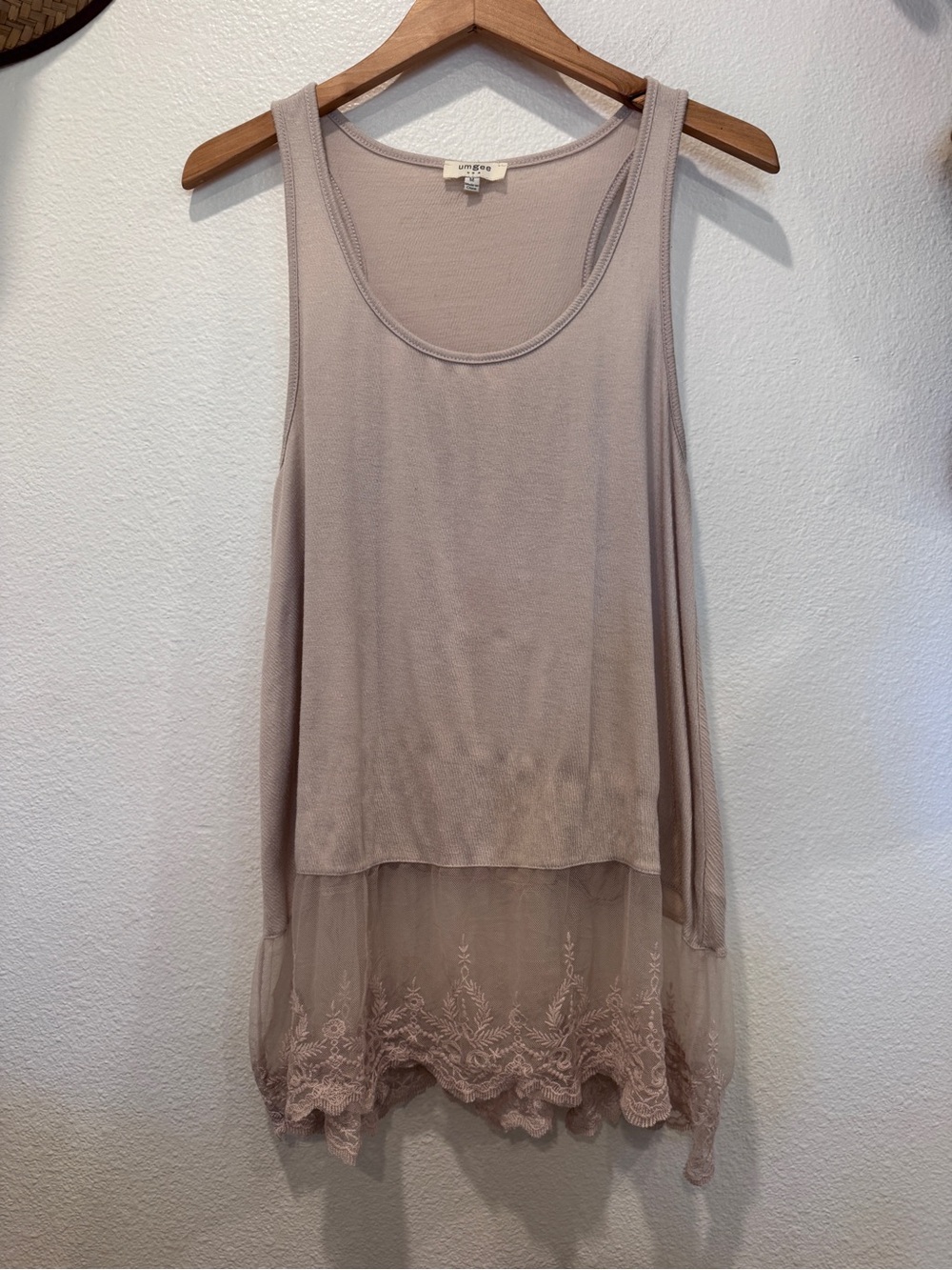 Umgee Lace-Hem Layered Tank Tunic Top - Light Mauve Medium - Picture 2 of 5